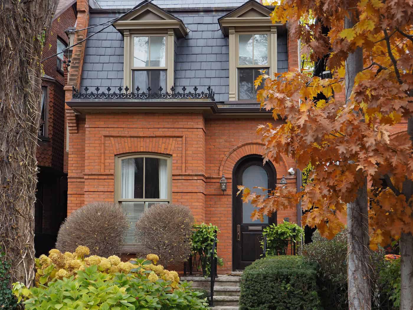 mansard roof type