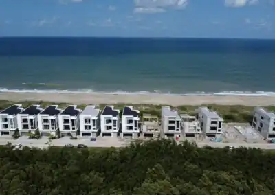 Drone photo of all buildings at Diamond Shores